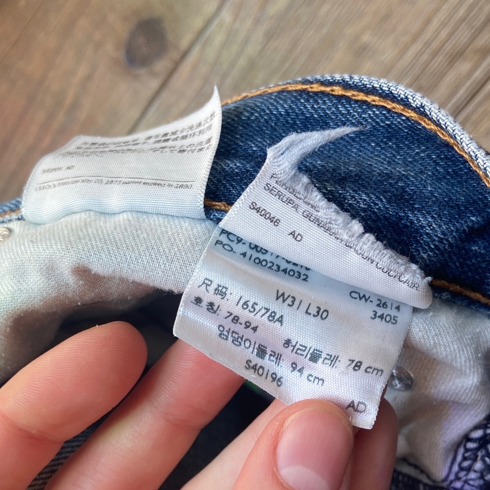VINTAGE Levi's Wide Cropped Blue Ankle Jeans - Picture 4 of 5